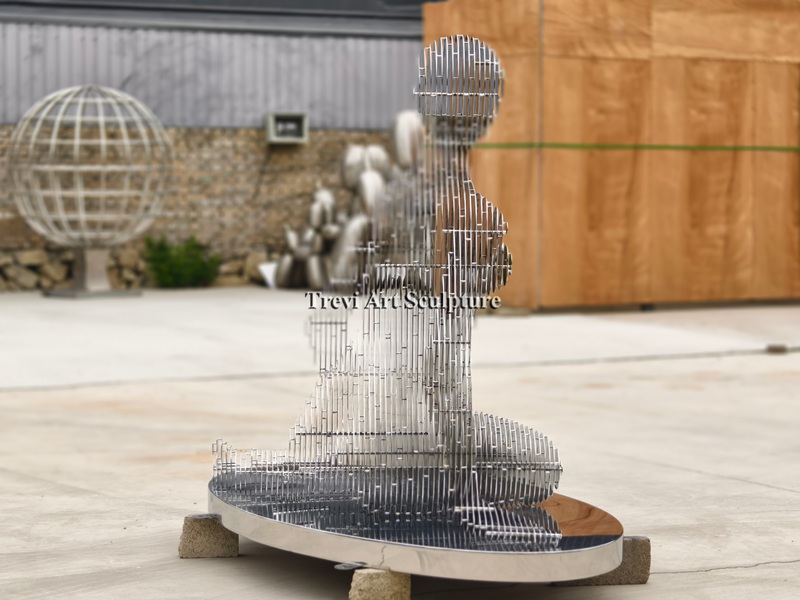 Disappearing Sculptures Modern Design