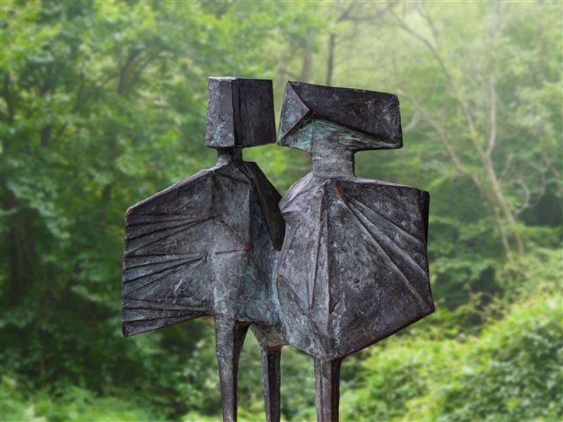 Lynn Chadwick sculpture8