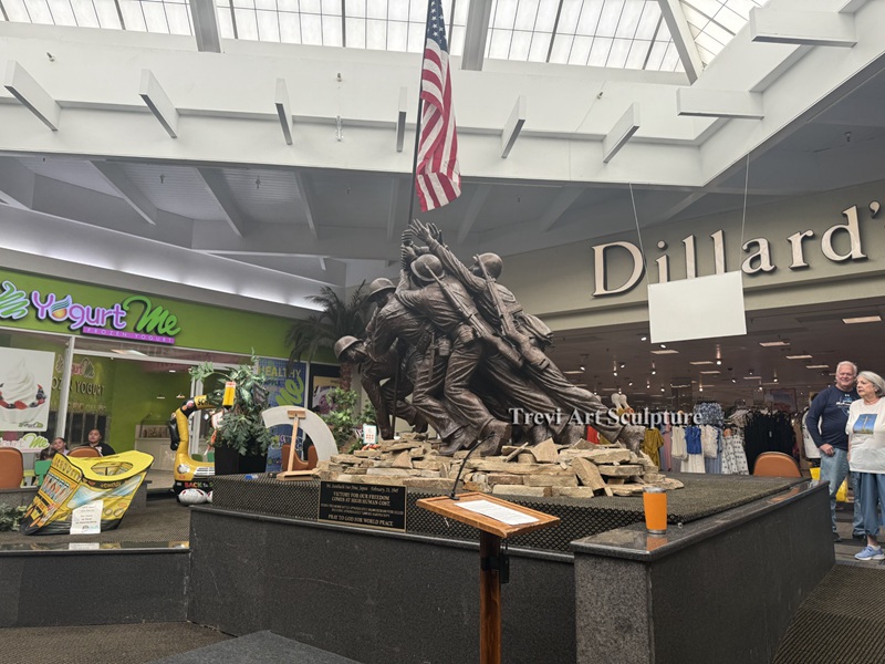 Customer feedback photo of a Marine Corps War Memorial bronze statue