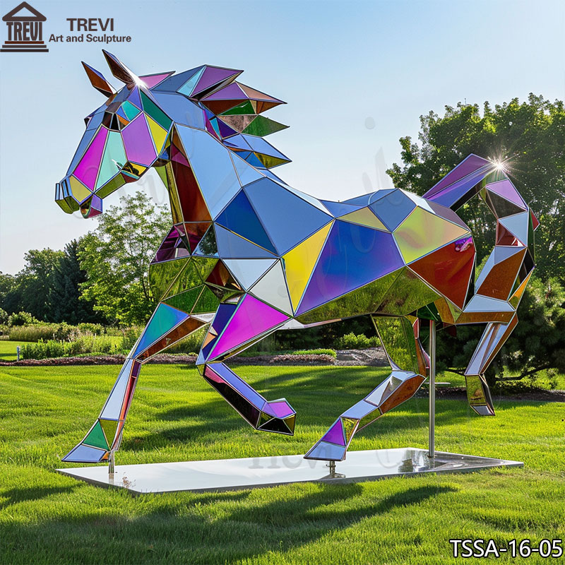 geometric-horse-sculpture-6