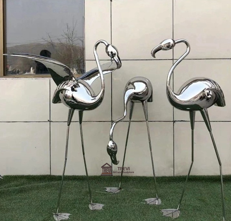 metal flamingo sculpture