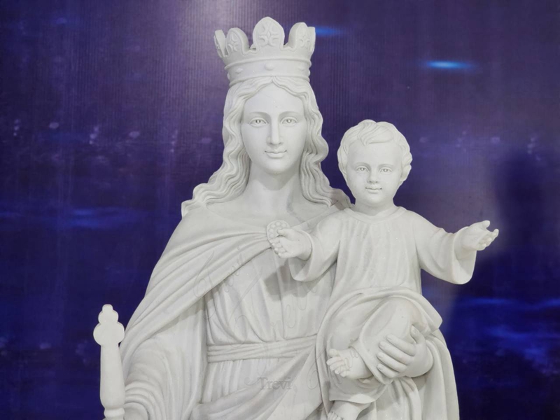 Our Lady of Madonna and Child Statue details