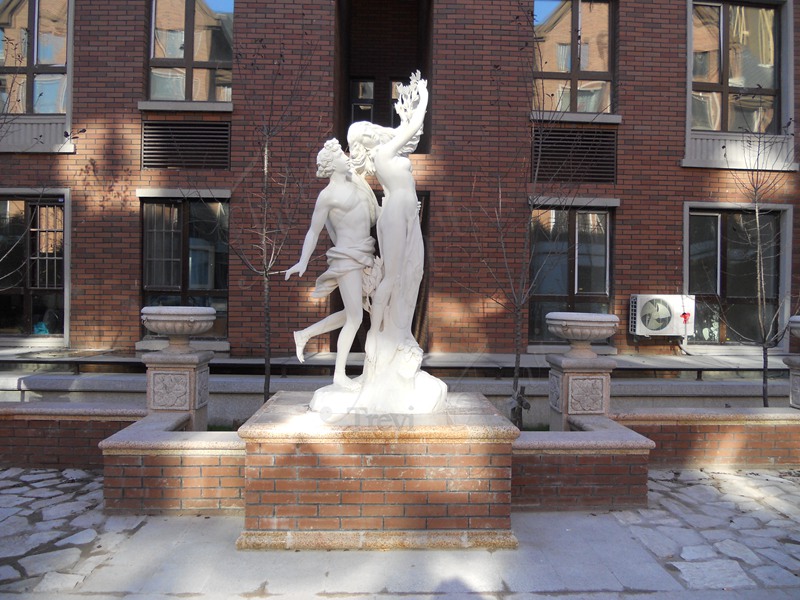 Apollo and Daphne Sculpture Bernini