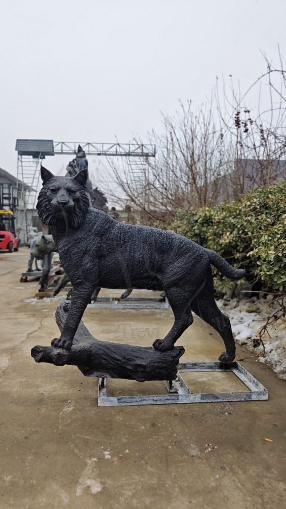 Bronze bobcat sculpture