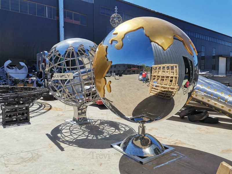 Stainless Steel polished Globe Sculpture