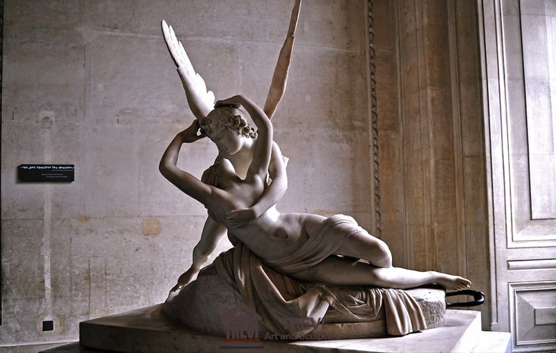 Cupid and Psyche sculpture