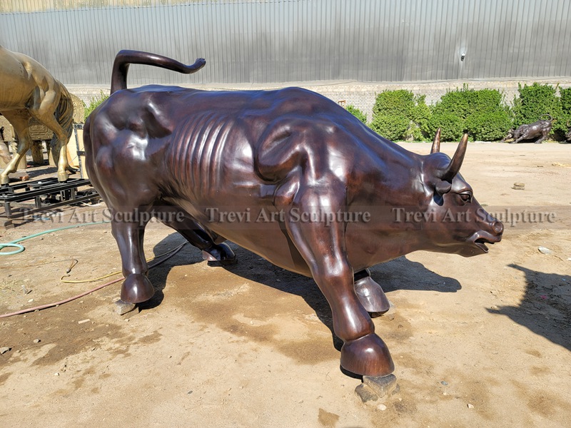 Wall Street Bull Statue 10