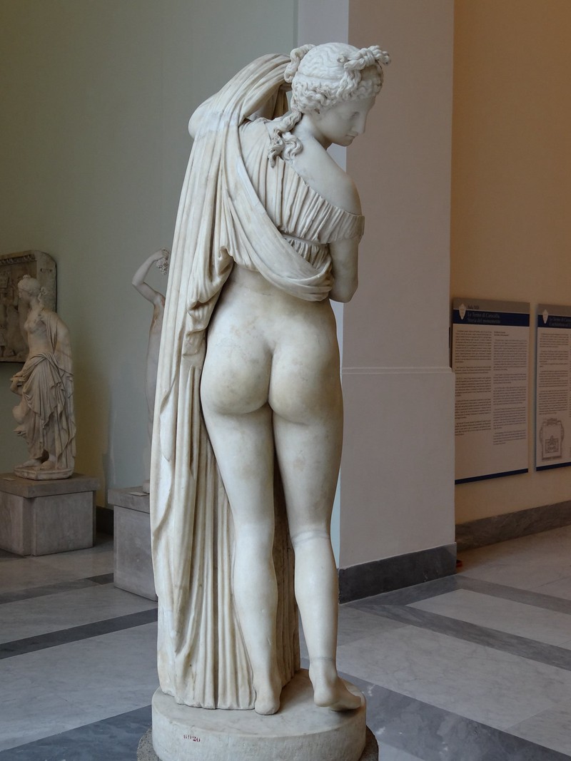 Famous Marble Venus Callipyge Statue