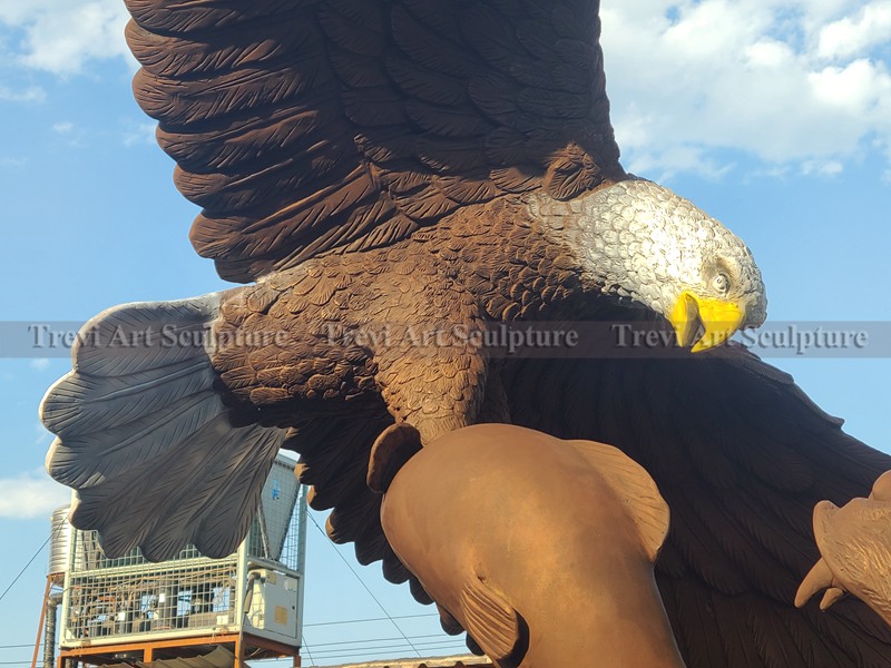 Statue of Eagle details