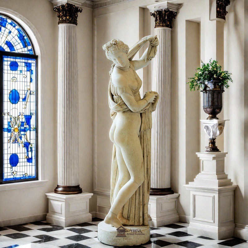 Venus Callipyge Statue