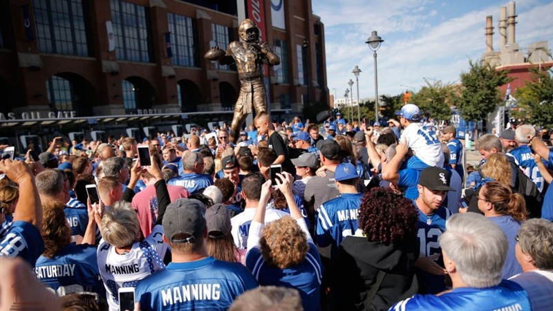 Peyton Manning sculpture