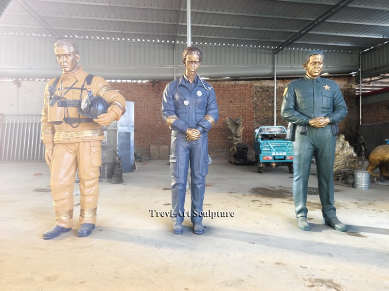 Final bronze military Sculpture Display