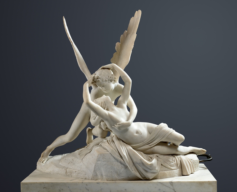 famous-sculptures-in-the-louvre
