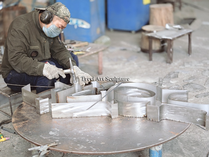 metal letter sculpture making process
