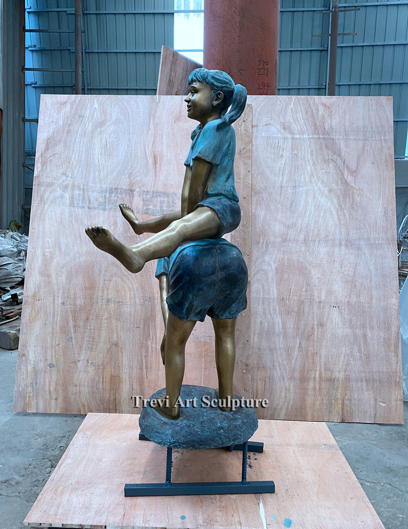 Outdoor Bronze kids playing leapfrog statue for sale