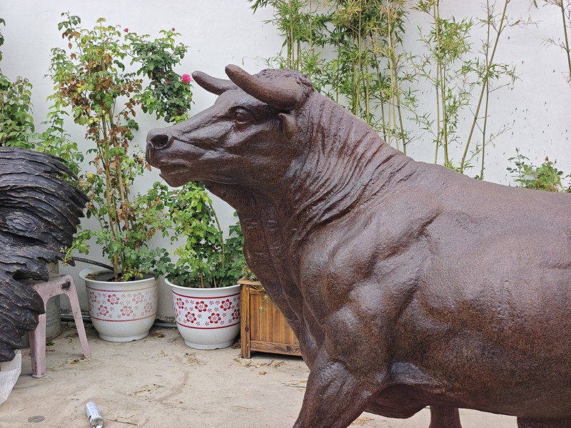garden bronze Cow statue for garden