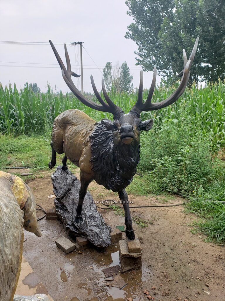 Bronze Elk Statue details