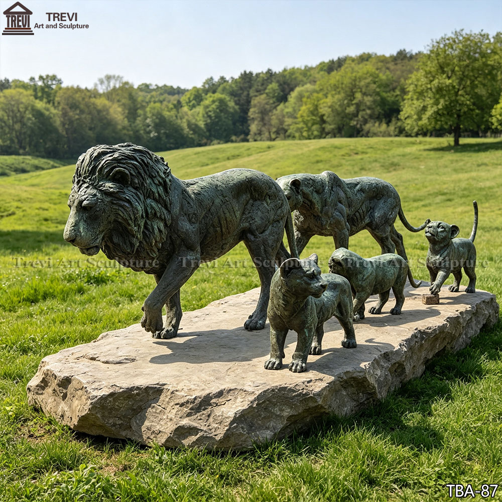 Large Bronze Lion Family Sculpture for Outdoor Landscape Decoration