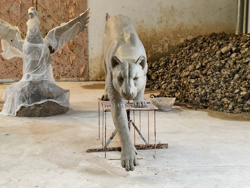 mountain lion clay model