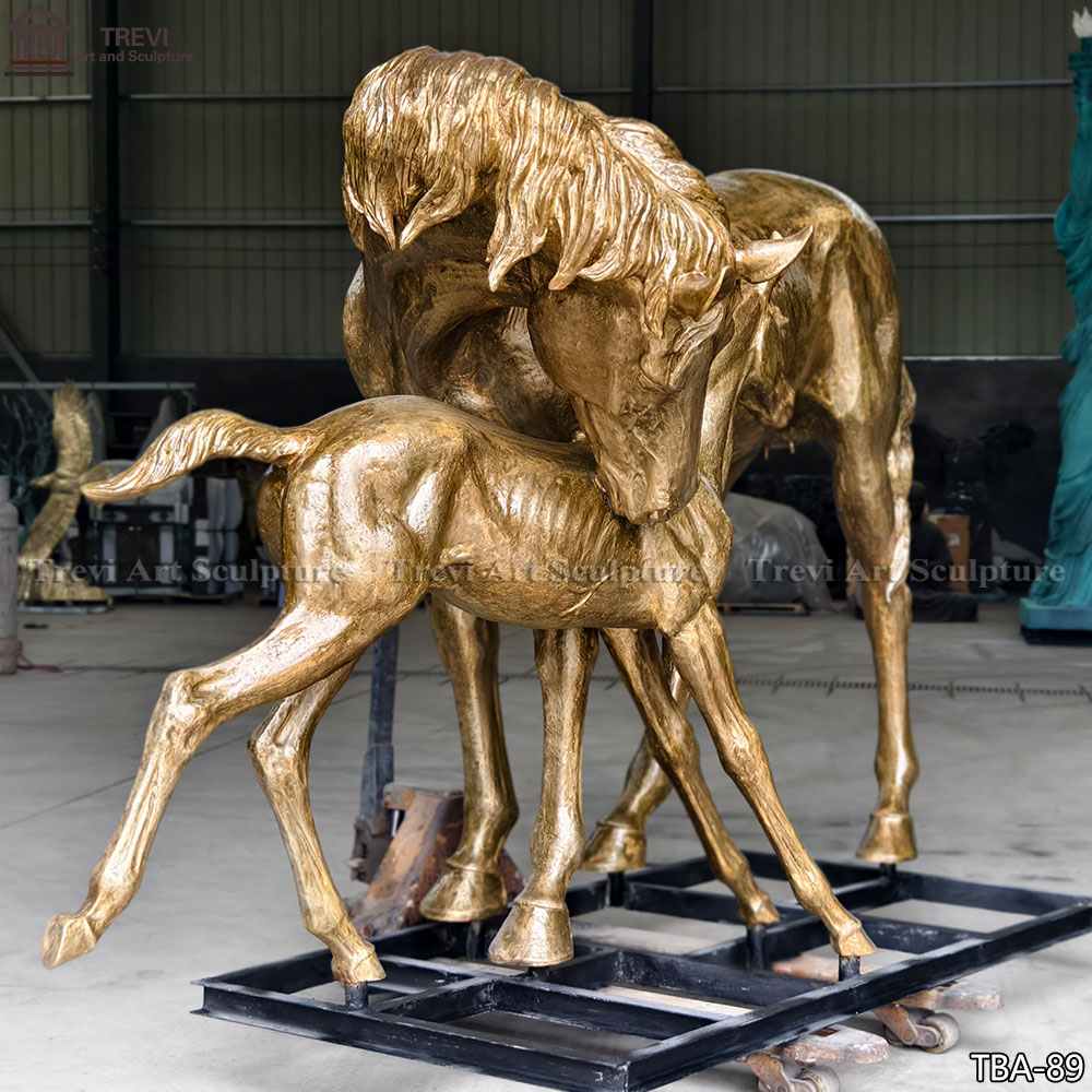 outdoor Mare with Foal Bronze Statue