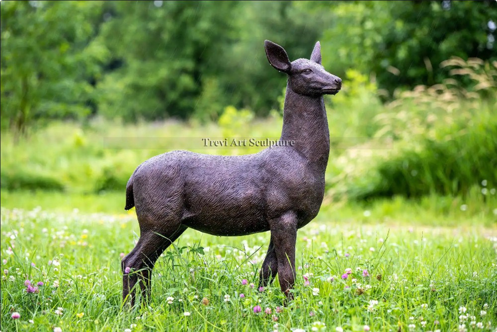Feedback from a US client regarding the white-tailed deer sculpture